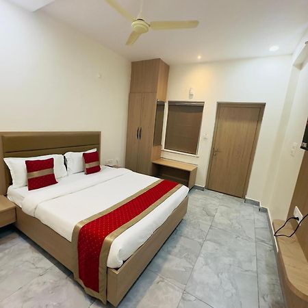 Hotel Raga Karimnagar المظهر الخارجي الصورة